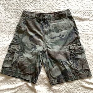 Forest Camo Urban Cargo Shorts, ripstop, men’s size 32, vintage